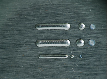 <a href='http://o1bb.com/product/3.htm' class='text_a'>模具激光焊機</a>修復鏡面模具效果